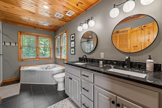 185 Austin Mountain Road, Copperhill, TN 37317