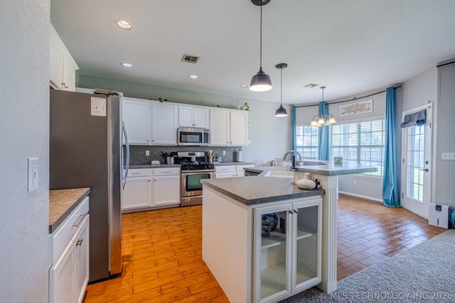 19822 E 38th Place S, Broken Arrow, OK 74014