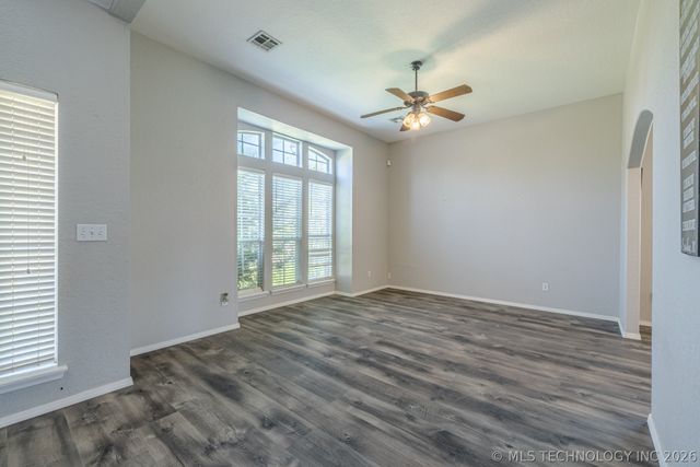 19822 E 38th Place S, Broken Arrow, OK 74014