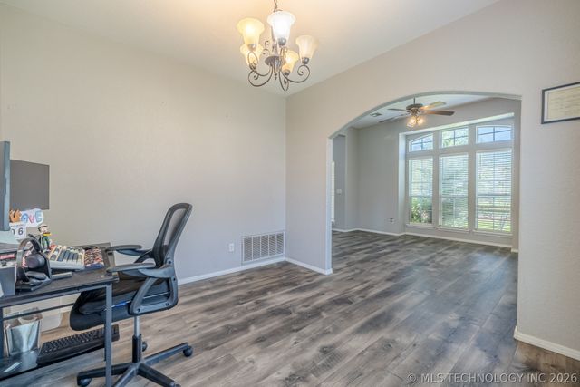 19822 E 38th Place S, Broken Arrow, OK 74014