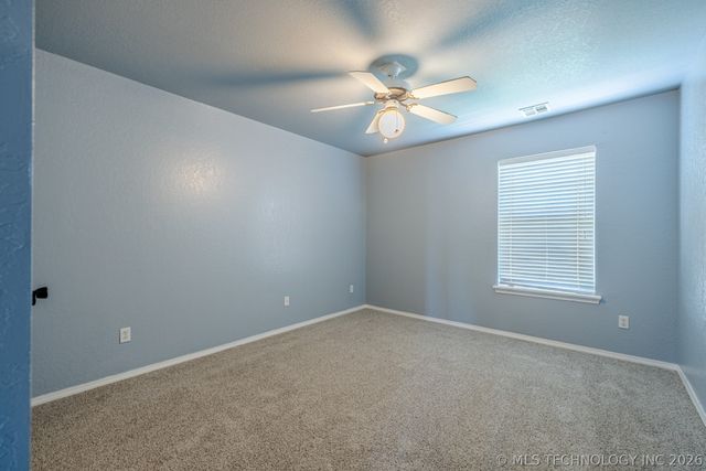 19822 E 38th Place S, Broken Arrow, OK 74014