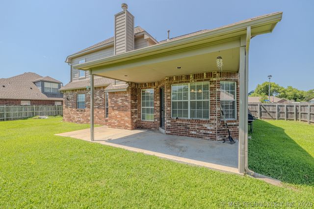 19822 E 38th Place S, Broken Arrow, OK 74014