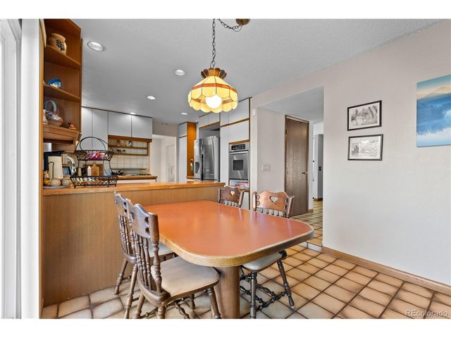 3704 S Mission Pkwy, Aurora, CO 80013