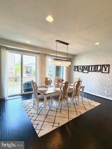 22341 TRAILVIEW CROSSING TER, Ashburn, VA 20148