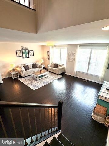 22341 TRAILVIEW CROSSING TER, Ashburn, VA 20148