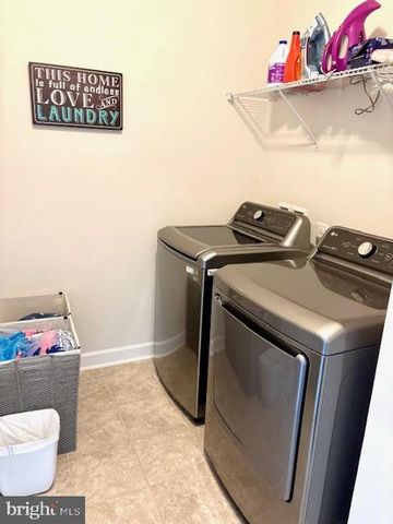 22341 TRAILVIEW CROSSING TER, Ashburn, VA 20148