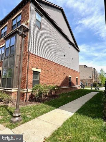 22341 TRAILVIEW CROSSING TER, Ashburn, VA 20148
