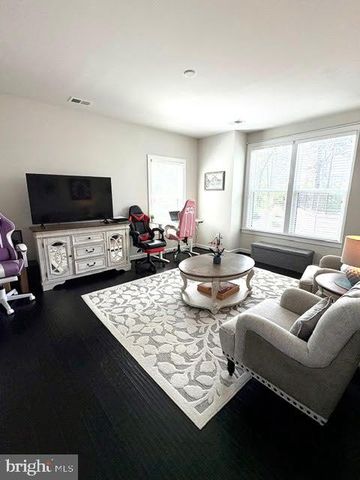 22341 TRAILVIEW CROSSING TER, Ashburn, VA 20148