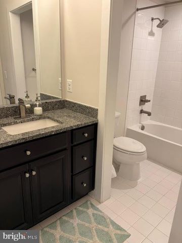 22341 TRAILVIEW CROSSING TER, Ashburn, VA 20148