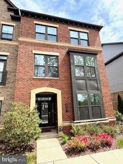 22341 TRAILVIEW CROSSING TER, Ashburn, VA 20148