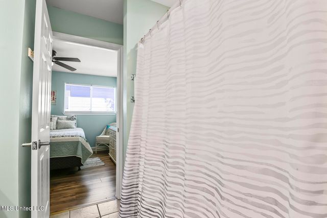 1664 Beach Boulevard, 65, Biloxi, MS 39531