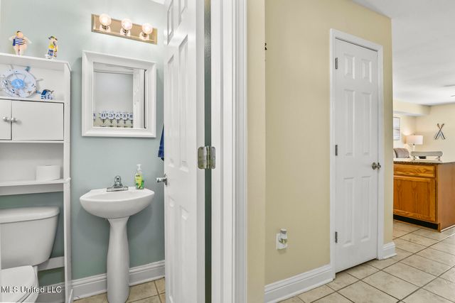 1664 Beach Boulevard, 65, Biloxi, MS 39531