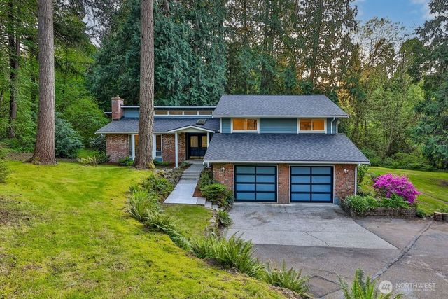 3733 221st Avenue SE, Sammamish, WA 98075