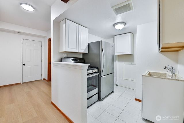 3733 221st Avenue SE, Sammamish, WA 98075