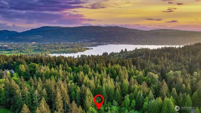 3733 221st Avenue SE, Sammamish, WA 98075