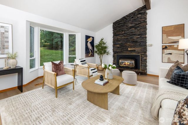 3733 221st Avenue SE, Sammamish, WA 98075