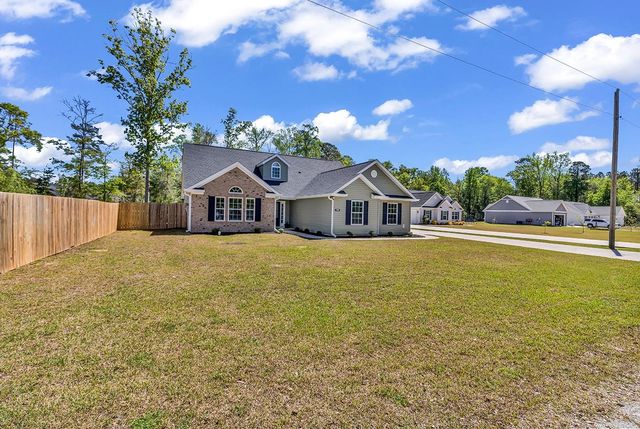 4706 Hamp-Ned Rd., Conway, SC 29526