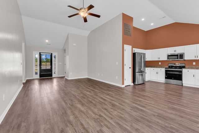 4706 Hamp-Ned Rd., Conway, SC 29526