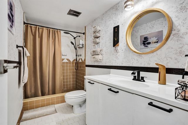 3546 S Ocean Boulevard 327, South Palm Beach, FL 33480