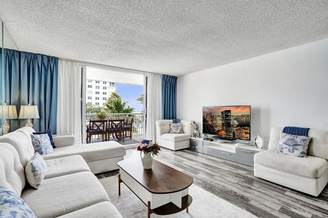 3546 S Ocean Boulevard 327, South Palm Beach, FL 33480