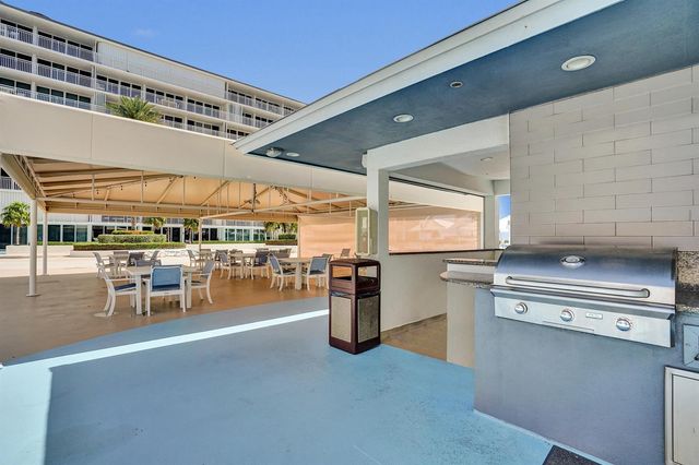 3546 S Ocean Boulevard 327, South Palm Beach, FL 33480