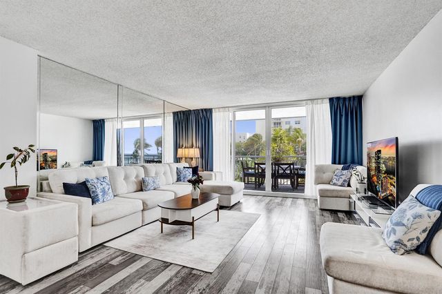3546 S Ocean Boulevard 327, South Palm Beach, FL 33480