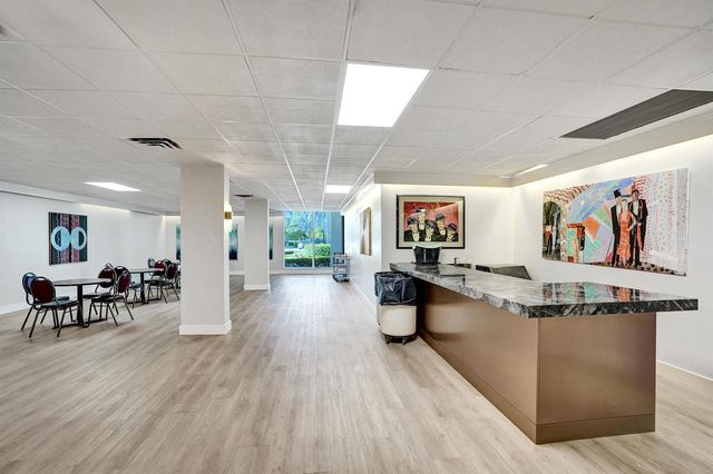 3546 S Ocean Boulevard 327, South Palm Beach, FL 33480