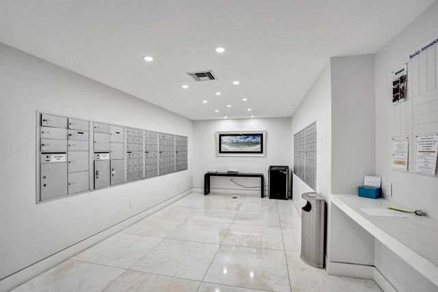 3546 S Ocean Boulevard 327, South Palm Beach, FL 33480