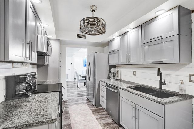 3546 S Ocean Boulevard 327, South Palm Beach, FL 33480