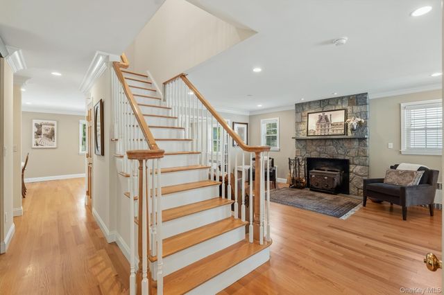 87 Bolton Avenue, White Plains, NY 10605