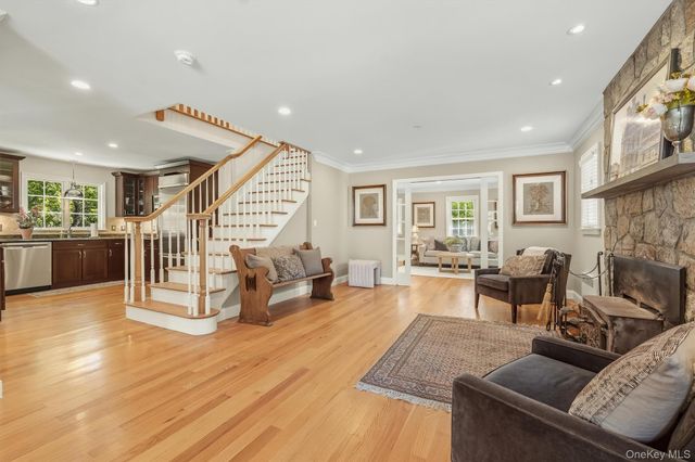 87 Bolton Avenue, White Plains, NY 10605