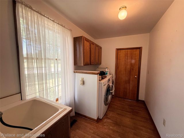 131 W Sanborn Avenue, Croswell, MI 48422