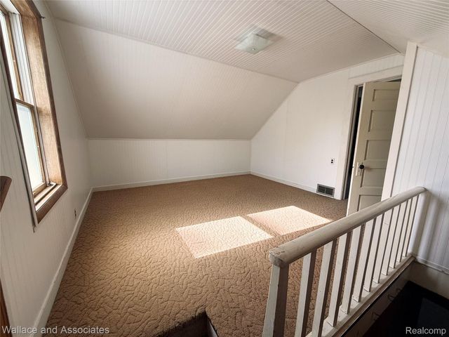 131 W Sanborn Avenue, Croswell, MI 48422