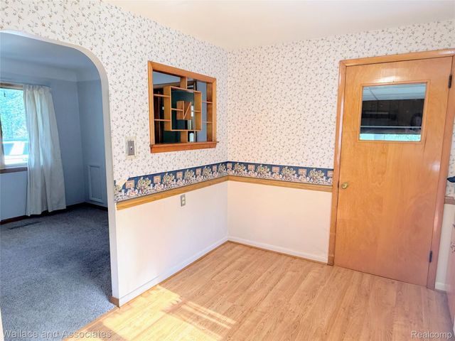 131 W Sanborn Avenue, Croswell, MI 48422
