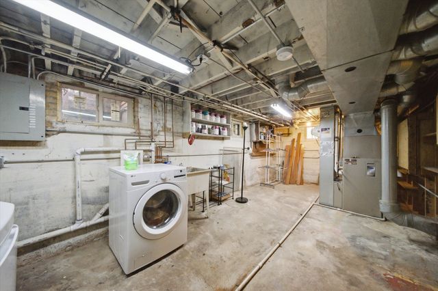 389 S Westgate Road, Des Plaines, IL 60016