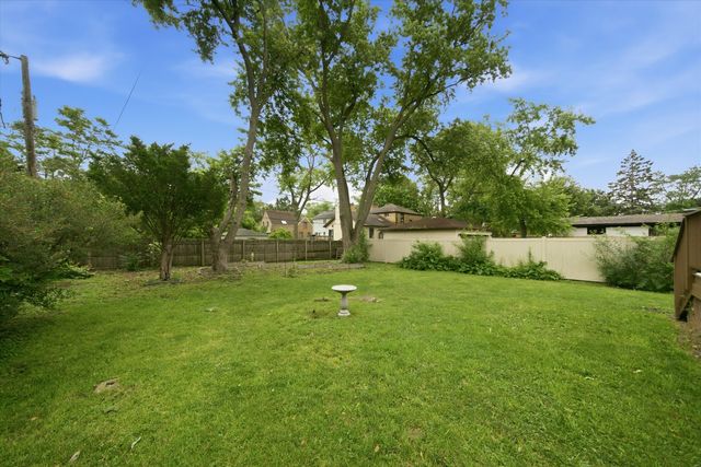 389 S Westgate Road, Des Plaines, IL 60016