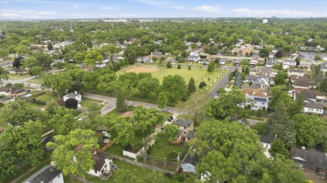 389 S Westgate Road, Des Plaines, IL 60016