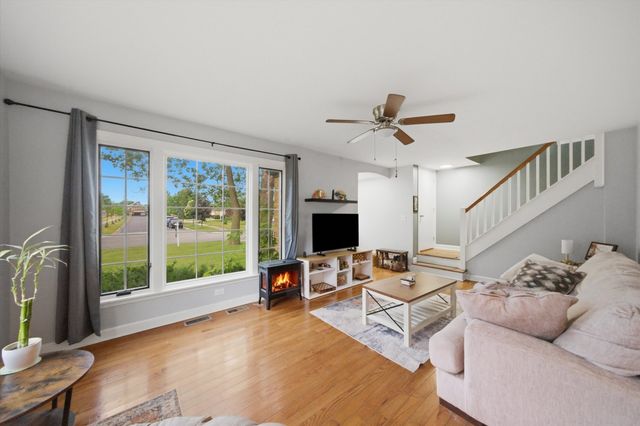 389 S Westgate Road, Des Plaines, IL 60016