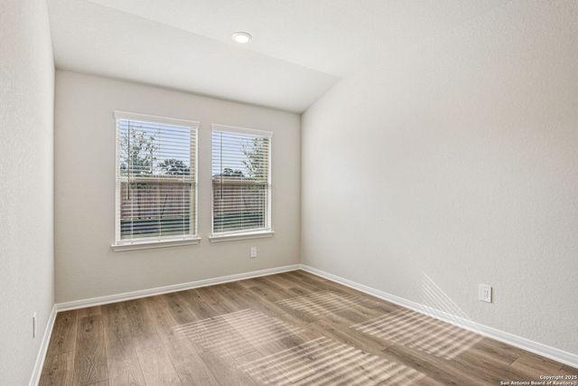 10242 King Robert, San Antonio, TX 78239