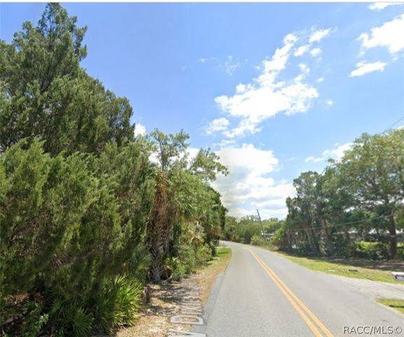 11561 W Dixie Shores Drive, Crystal River, FL 34429