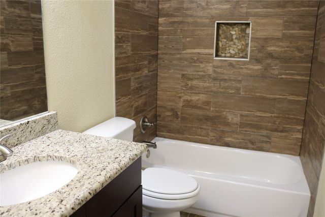 2701 Easter Avenue, Dallas, TX 75216