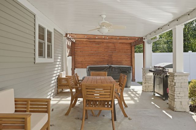 709 S Cedar Road, New Lenox, IL 60451