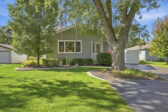 709 S Cedar Road, New Lenox, IL 60451