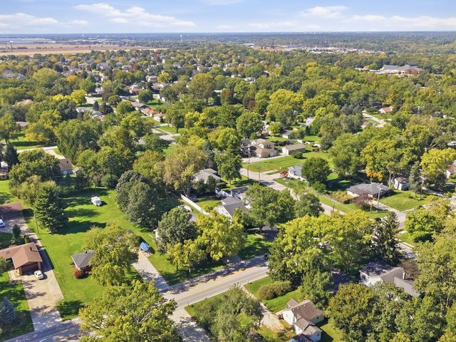 709 S Cedar Road, New Lenox, IL 60451