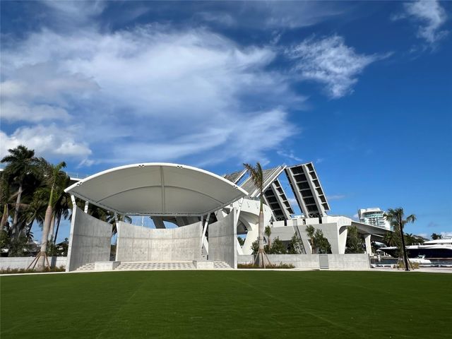 1015 SE 15th St 6D, Fort Lauderdale, FL 33316