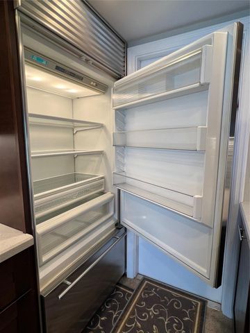 1015 SE 15th St 6D, Fort Lauderdale, FL 33316