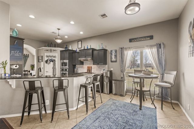 19835 E Redbud Drive, Owasso, OK 74055