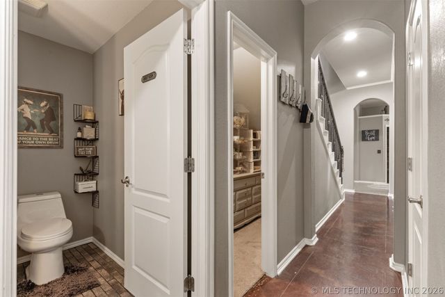 19835 E Redbud Drive, Owasso, OK 74055