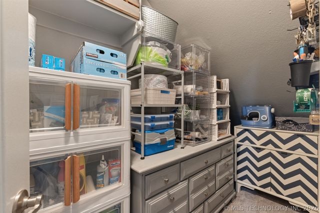 19835 E Redbud Drive, Owasso, OK 74055