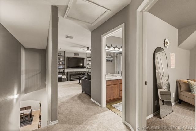 19835 E Redbud Drive, Owasso, OK 74055